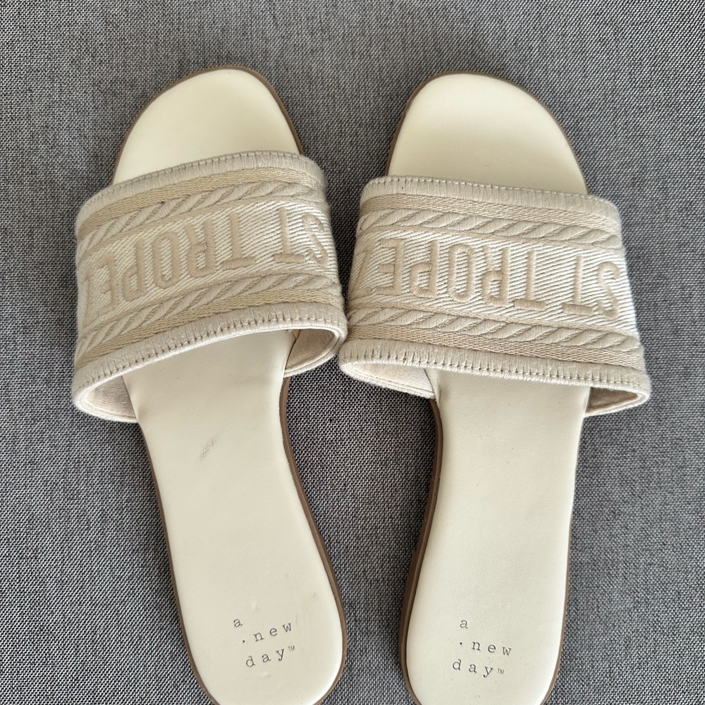 A New Day Women's St Tropez Tan Slide Sandals
